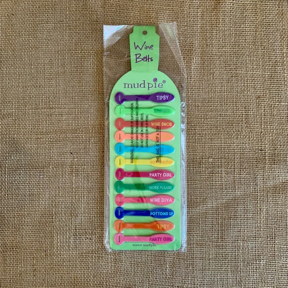 FRANCESCAS Mud Pie Wine Belts Glass Labels & The Art of the Cocktail Book NWT - Picture 3 of 15